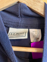 Load image into Gallery viewer, Size Large L.L. Bean Men&#39;s Long Sleeve Shirt
