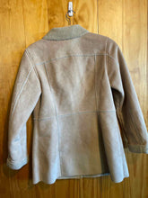 Load image into Gallery viewer, Women Size L Patagonia Tan Misc Jacket
