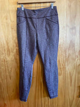 Load image into Gallery viewer, Size Large Duluth Trading Purple Women&#39;s Leggings
