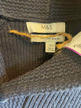 Load image into Gallery viewer, Size XL M&amp;S Men's Sweater &amp; Sweatshirt
