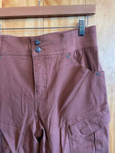 Load image into Gallery viewer, Size 8 Duluth Trading Brown Women&#39;s Pants
