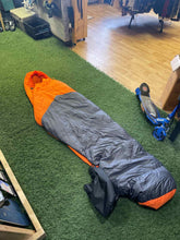 Load image into Gallery viewer, The North Face Sleeping Bag
