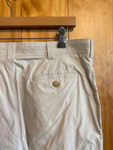 Load image into Gallery viewer, Size 34 Coolibar Men's Pants
