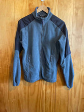 Load image into Gallery viewer, Size M Helly Hansen Men's Fleece

