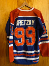 Load image into Gallery viewer, Mens Size 52 CCM Jersey
