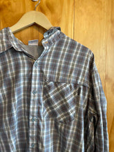 Load image into Gallery viewer, Size XL Columbia Men's Long Sleeve Shirt
