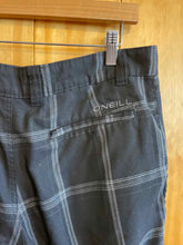 Load image into Gallery viewer, Size 34 O'neill Men's Shorts
