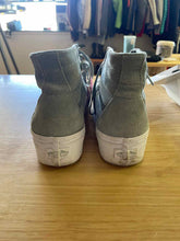 Load image into Gallery viewer, Shoe Size 9.5 Vans Sage Green Shoes
