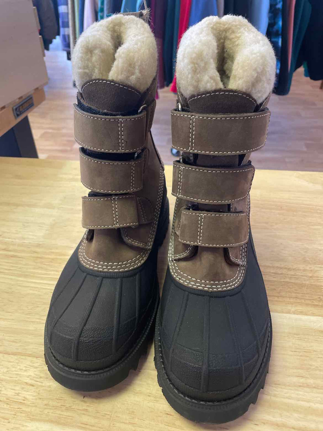 Women's Shoe Size 8 L.L. Bean Brown Women's Winter Boots