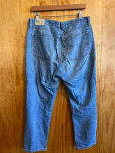 Load image into Gallery viewer, Size 31 Everlane Blue Women's Jeans
