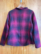 Load image into Gallery viewer, Size Medium The North Face Red Women's Sweater &amp; Sweatshirt
