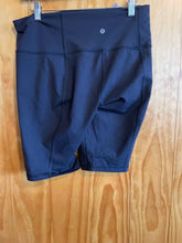 Load image into Gallery viewer, Size Unknown Lululemon Black Women's Shorts
