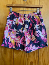 Load image into Gallery viewer, Size Small Columbia Pink Women's Shorts
