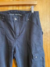 Load image into Gallery viewer, Size 10 Duluth Trading Co. Black Women&#39;s Hiking Pants
