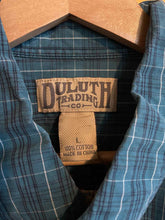 Load image into Gallery viewer, Size Large Duluth Trading Men's Long Sleeve Shirt
