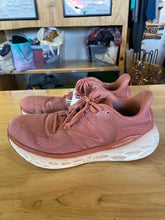 Load image into Gallery viewer, Women&#39;s Shoe Size 12 New Balance Magenta Running Shoes
