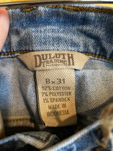 Load image into Gallery viewer, Size 8 Duluth Trading Blue Women's Jeans

