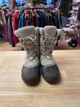 Load image into Gallery viewer, Shoe Size 7.5 Sorel Cream Women&#39;s Winter Boots
