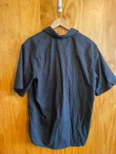 Load image into Gallery viewer, Size L Wrangler Men's Short Sleeve Shirt
