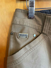 Load image into Gallery viewer, Size 33 Kuhl Men&#39;s Pants
