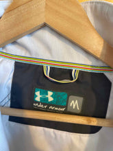 Load image into Gallery viewer, Women Size M Under Armour White Women&#39;s Jacket
