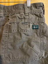 Load image into Gallery viewer, Size 38 GH Bass Earth Men&#39;s Pants
