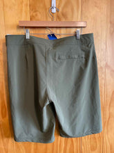 Load image into Gallery viewer, Size 35 Prana Men&#39;s Shorts

