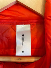 Load image into Gallery viewer, Size M Sweet Protection Men's Light Jacket

