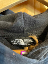 Load image into Gallery viewer, Size Large The North Face Black Women&#39;s Hoodie
