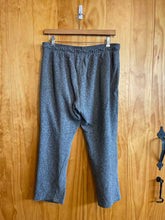 Load image into Gallery viewer, Size Large Reebok Grey Women&#39;s Sweatpants
