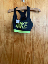 Load image into Gallery viewer, Size M Nike Black Women's Sports Bras
