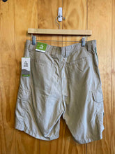 Load image into Gallery viewer, Size 34 Alpine Design Men&#39;s Shorts
