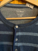 Load image into Gallery viewer, Size Large LL Bean Men's Long Sleeve Shirt
