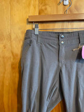 Load image into Gallery viewer, Size 4 Kuhl Olive Women's Hiking Pants
