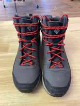 Load image into Gallery viewer, 14 Columbia Men&#39;s Boots
