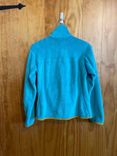 Load image into Gallery viewer, Size Small Patagonia Light Blue Women&#39;s Fleece Sweatshirt
