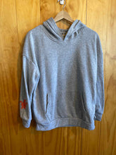 Load image into Gallery viewer, Size M unbranded Men's Sweater &amp; Sweatshirt
