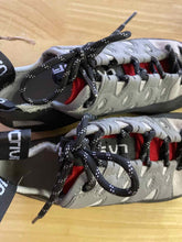 Load image into Gallery viewer, La Sportiva 5.5 Shoes
