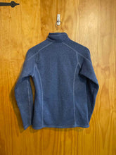 Load image into Gallery viewer, Size Medium Patagonia Blue Women's Sweater &amp; Sweatshirt
