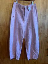 Load image into Gallery viewer, Size 12 Universal Thread Pink Women's Jeans
