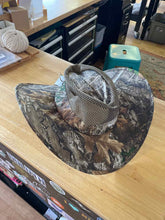 Load image into Gallery viewer, RealTree Sun Hat
