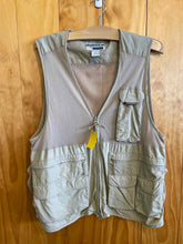 Load image into Gallery viewer, Size Medium Ex Officio Men's Vest

