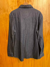 Load image into Gallery viewer, Size Large Lands End Men&#39;s Long Sleeve Shirt
