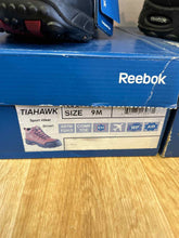 Load image into Gallery viewer, Women&#39;s Shoe Size 9 Reebok Brown Boots
