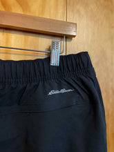 Load image into Gallery viewer, Size L Eddie Bauer Men&#39;s Pants
