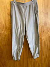 Load image into Gallery viewer, Size 12 Lululemon Cream Women's Pants
