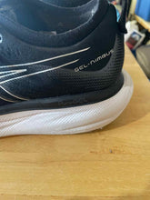 Load image into Gallery viewer, 10.5 Asics Men's Running Shoes
