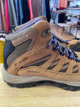 Load image into Gallery viewer, Shoe Size 8 Columbia Brown Hiking Boots
