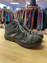 Load image into Gallery viewer, 16 Merrell Men's Boots

