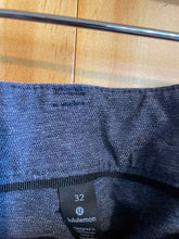 Load image into Gallery viewer, Size 32 Lululemon Men&#39;s Pants
